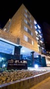 122 Plaza Apartahotel