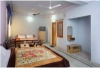 Hotel Raj Bed & Breakfast