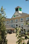 Vantage Inn & Suites