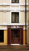 Aron Hotel