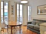 Into Paris - Saint Placide Apartment