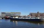 A223 Van Diemenkade - B&B on a Houseboat