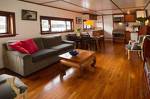 Noah's houseboat Amsterdam