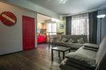 Loft78 Red Doors Apartment