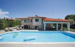 Holiday home Pula 17