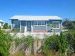 Crescent Cottage by Vacation Rental Pros