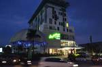 Whiz Prime Hotel Cifest Cikarang