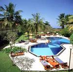 Hibiscus Beach Hotel & Villas