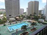 Waikiki Banyan Apt, walk to the beach, Free Wi-Fi & parking