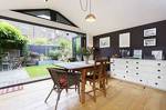 Four Bedroom House in Hackney