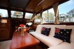 Classic South Houseboat