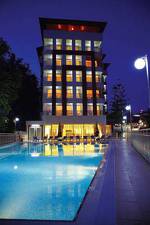 Sirma Hotel & Apartments