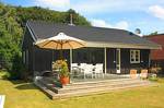 Three-Bedroom Holiday home in Dronningmølle 7