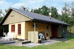 Three-Bedroom Holiday home in Aakirkeby 7