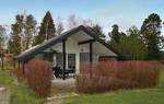 Two-Bedroom Holiday home Væggerløse with a Fireplace 05