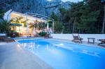 One-Bedroom House in Makarska I