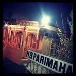 Houseboat Parimahal