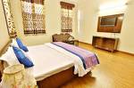 OYO Rooms Noida Expressway