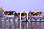 Young Good Luck group of Houseboats