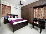 OYO Apartments Hitech Max Cure Hospital