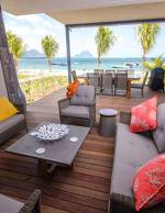 L'Escale 3 Bedrooms Beachfront Duplexe Suite by Dream Escapes