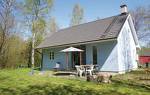 Two-Bedroom Holiday home with a Fireplace in Gärsnäs