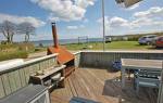 Two-Bedroom Holiday home with Sea View in Hejls