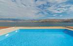 Two-Bedroom Apartment with Sea View in Pag