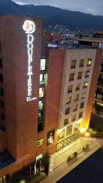 DoubleTree by Hilton Bogotá - Calle 100