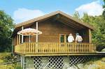 Three-Bedroom Holiday home in Skjold