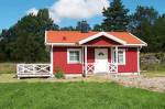 Two-Bedroom Holiday home in Henån 2