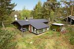 Three-Bedroom Holiday home in Aakirkeby 2